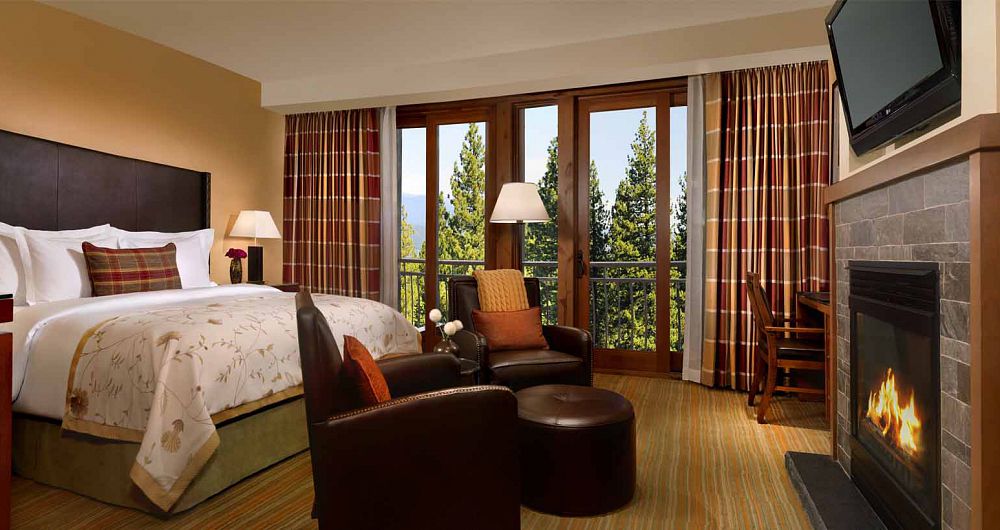 Well-appointed guest rooms that live up to the Ritz-Carlton standards. Photo: Ritz-Carlton Lake Tahoe - image_4